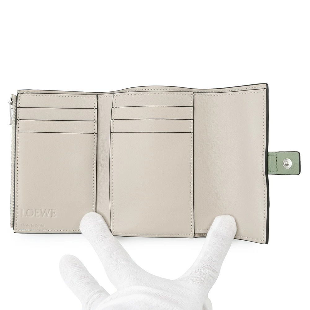Loewe Tri fold Wallet Vertical Calf Leather - Picture 4 of 8